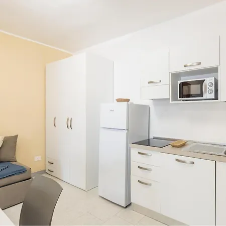 Appartement Mono 2 *